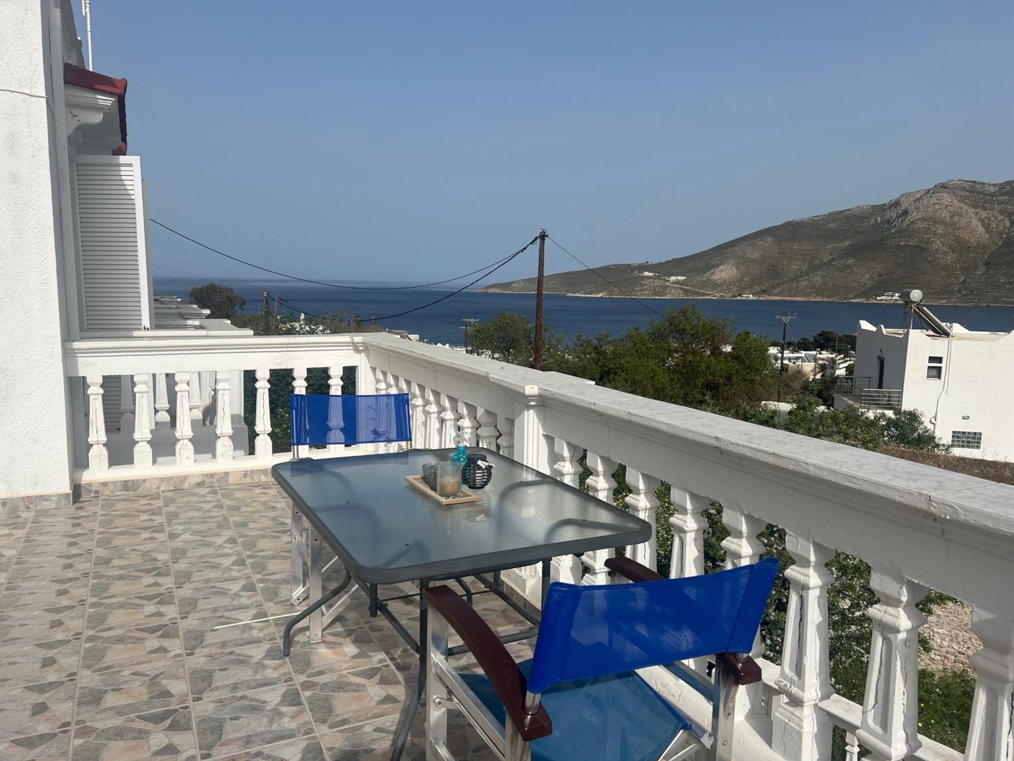 Nikos Studios Livadia  Exterior photo