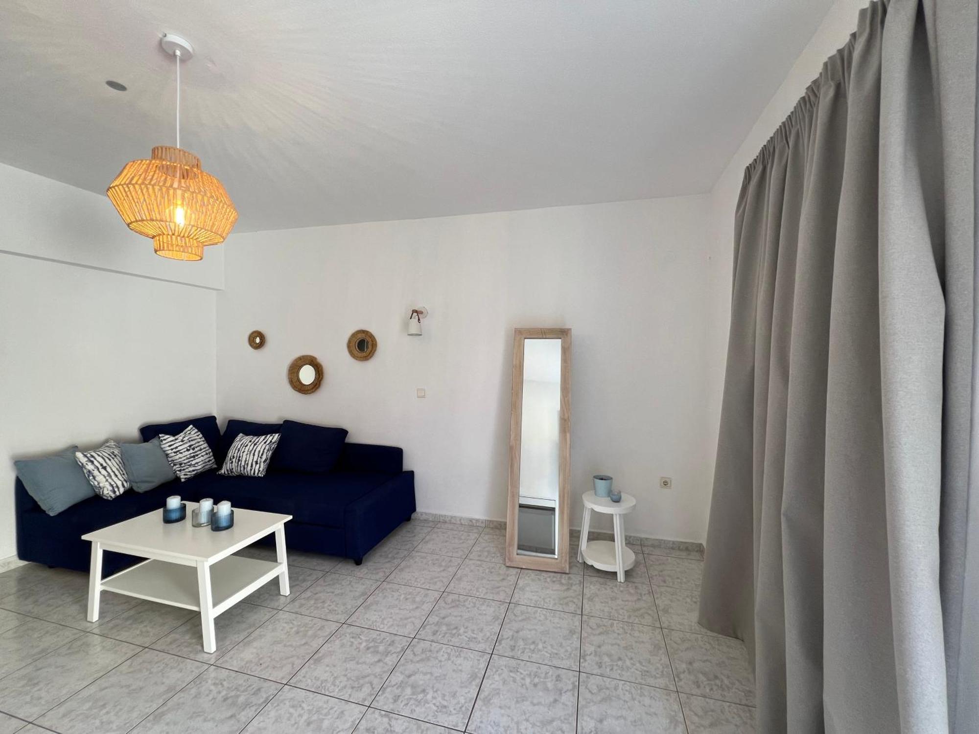 Nikos Studios Livadia  Exterior photo