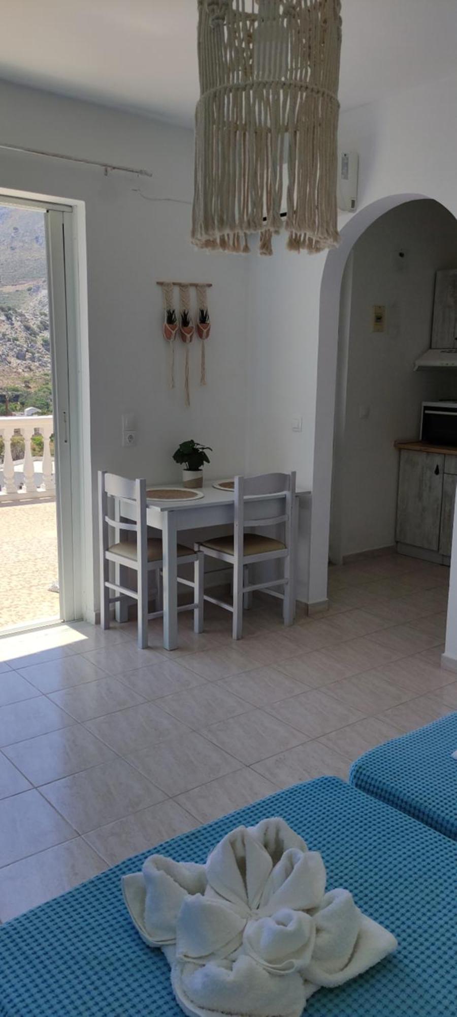 Nikos Studios Livadia  Room photo