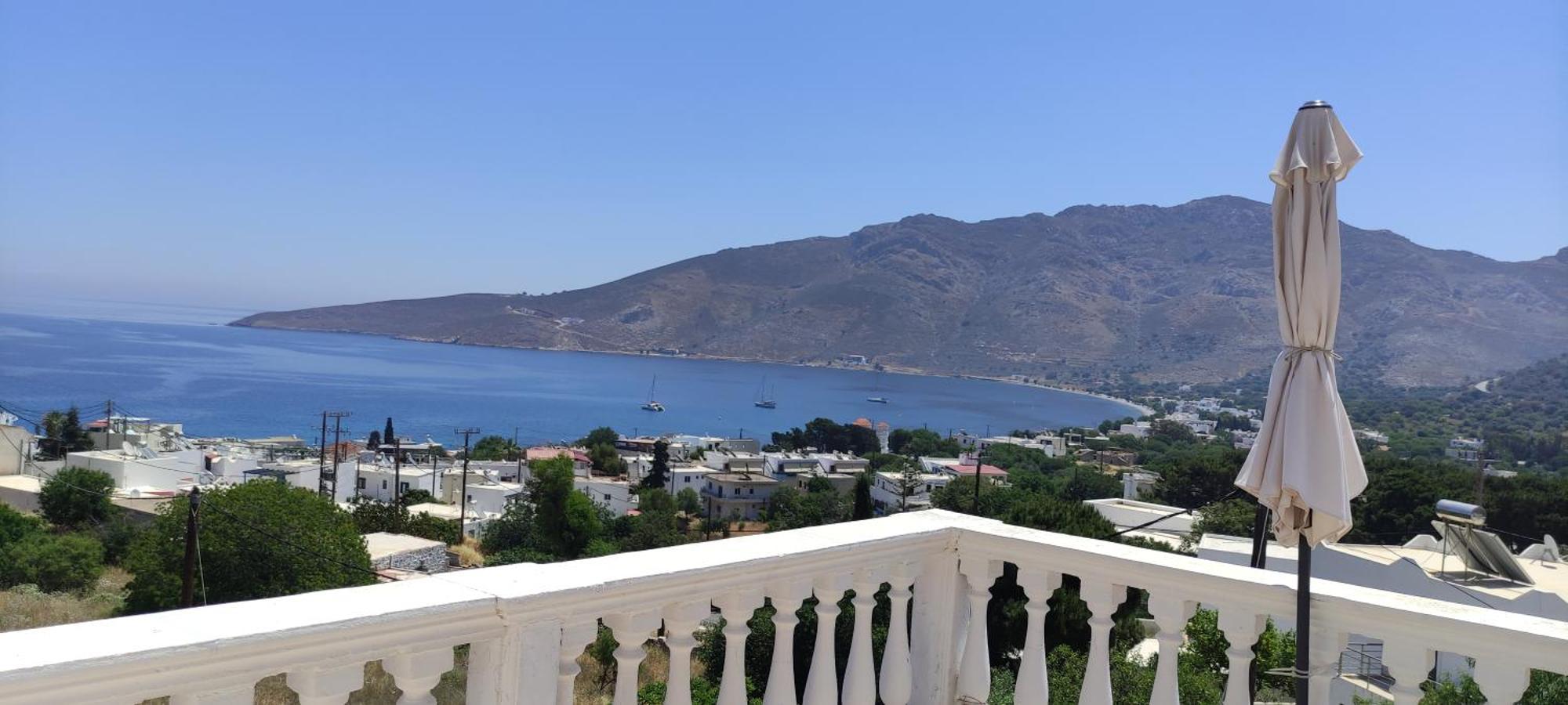 Nikos Studios Livadia  Room photo